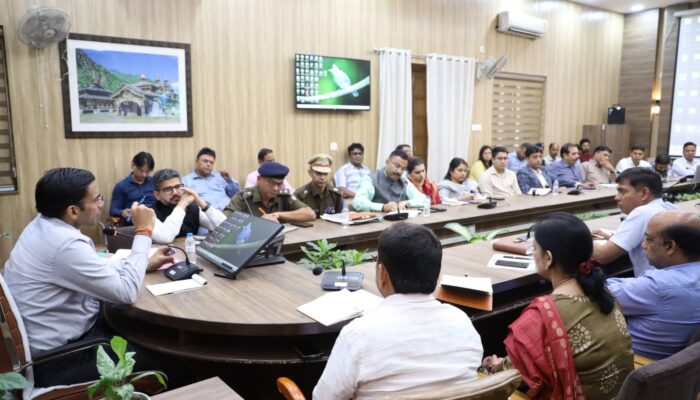 उत्तराखंड राज्य स्थापना दिवस पर देहरादून में तैयारियां चरम पर – राष्ट्रपति व प्रधानमंत्री के स्वागत में जिले की प्रशासनिक मशीनरी हाई अलर्ट पर