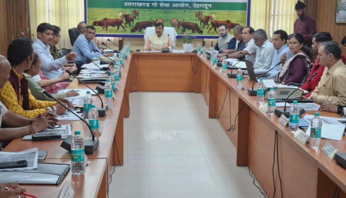 गौ माता को ‘राष्ट्रमाता’ का दर्जा मिलेगा! उत्तराखंड गौ सेवा आयोग की ऐतिहासिक बैठक में बड़ा फैसला
