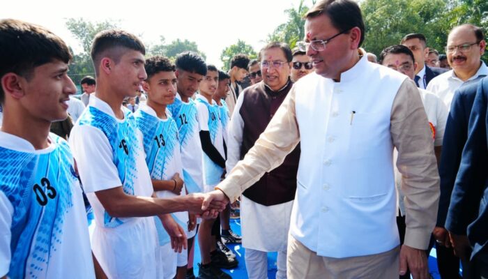 देहरादून में ‘सांसद खेल महोत्सव’ का आगाज़! सीएम धामी बोले – बनेगा खेलों का हब उत्तराखंड, जल्द खुलेंगी 23 नई खेल अकादमियां