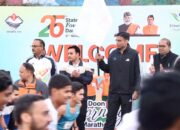 उत्तराखंड स्थापना दिवस की रजत जयंती पर दौड़ा देहरादून! जिलाधिकारी सविन बंसल ने हरी झंडी दिखाकर दून मैराथन को किया रवाना, 700 धावकों ने दिखाया जज़्बा