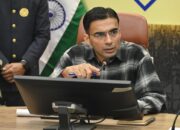 देहरादून में बड़े बकायेदारों पर प्रशासन का शिकंजा! करोड़ों की संपत्तियां कुर्क, जारी रहेगा एक्शन