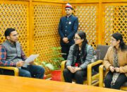 बैंक घर छीनने को तैयार- दो बहनों की पुकार पर DM सविन बंसल का तत्काल एक्शन, दिलाया बड़ा राहत पैकेज