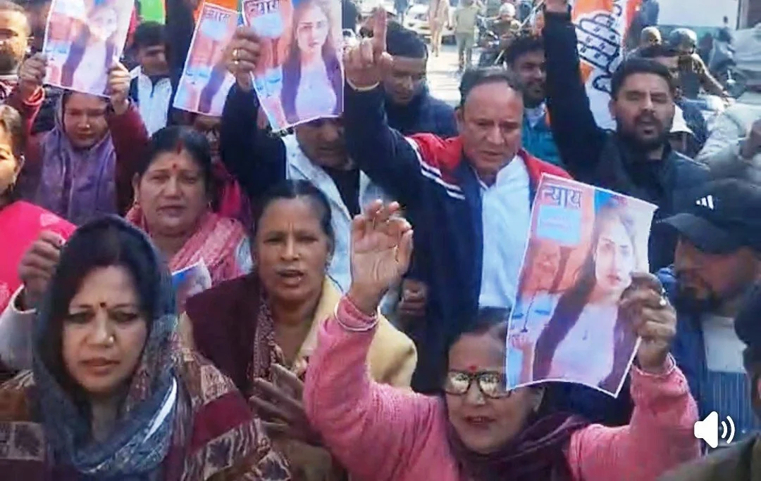 गौचर में अंकिता मामले की सीबीआई जांच को कांग्रेसियों कां प्रदर्शन