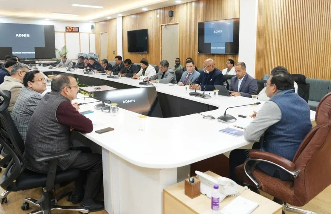 मुख्य सचिव आनंद बर्धन के सख्त निर्देश : सरकारी प्राथमिक और माध्यमिक विद्यालयों को गर्ल्स टॉयलेट्स को 8 मार्च 2026 तक पूरी तरह उपयोग योग्य बनाएं