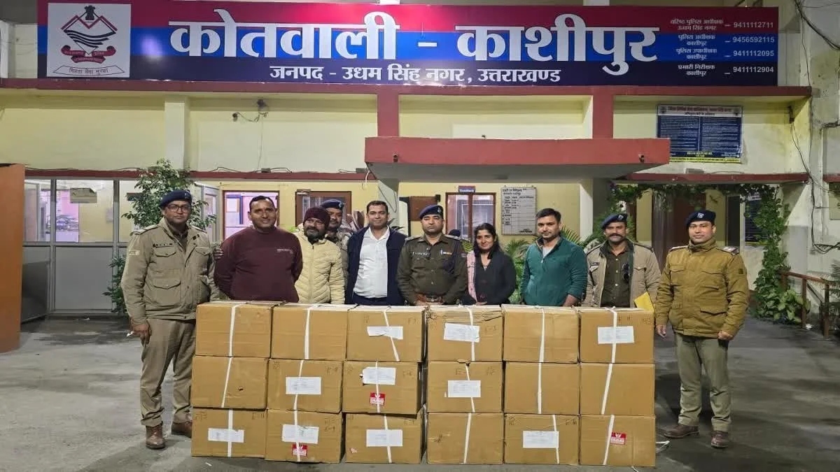 बड़ी कार्रवाई : ट्रांसपोर्ट से 1.32 करोड़ रुपये के 43,950 नशीले इंजेक्शन बरामद, आरोपी फरार