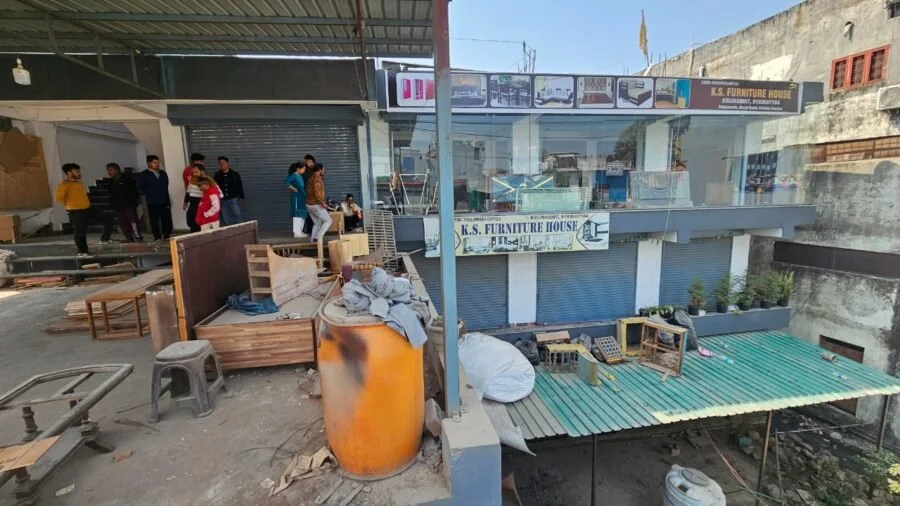 अवैध निर्माणों पर एमडीडीए की सख्त कार्रवाई, दो व्यवसायिक निर्माण सील, उपाध्यक्ष बंशीधर तिवारी ने कहा – नियम विरूद्व निर्माण कार्यों पर सख्त कार्रवाई जारी रहेगी