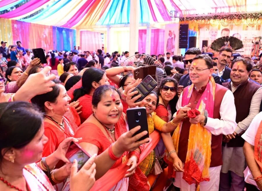 होली हमारी समृद्ध लोक परंपरा और सांस्कृतिक पहचान – मुख्यमंत्री पुष्कर सिंह धामी