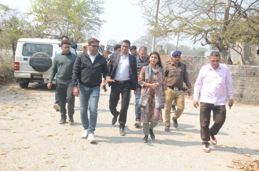 डीएम स्वाति एस. भदौरिया ने कोटद्वार में विकास परियोजनाओं का किया स्थलीय निरीक्षण, गुणवत्ता और समयबद्धता पर कड़े निर्देश