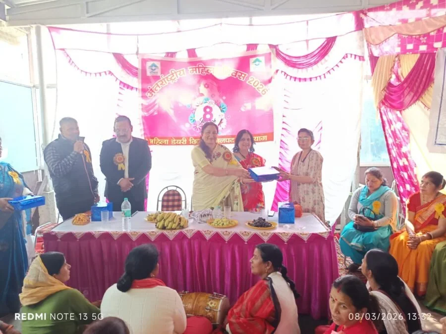 शिक्षा, स्वावलम्बन, समान अवसर तथा सम्मान सशक्त महिला के अधिकार – डीडीओ अनीता पंवार