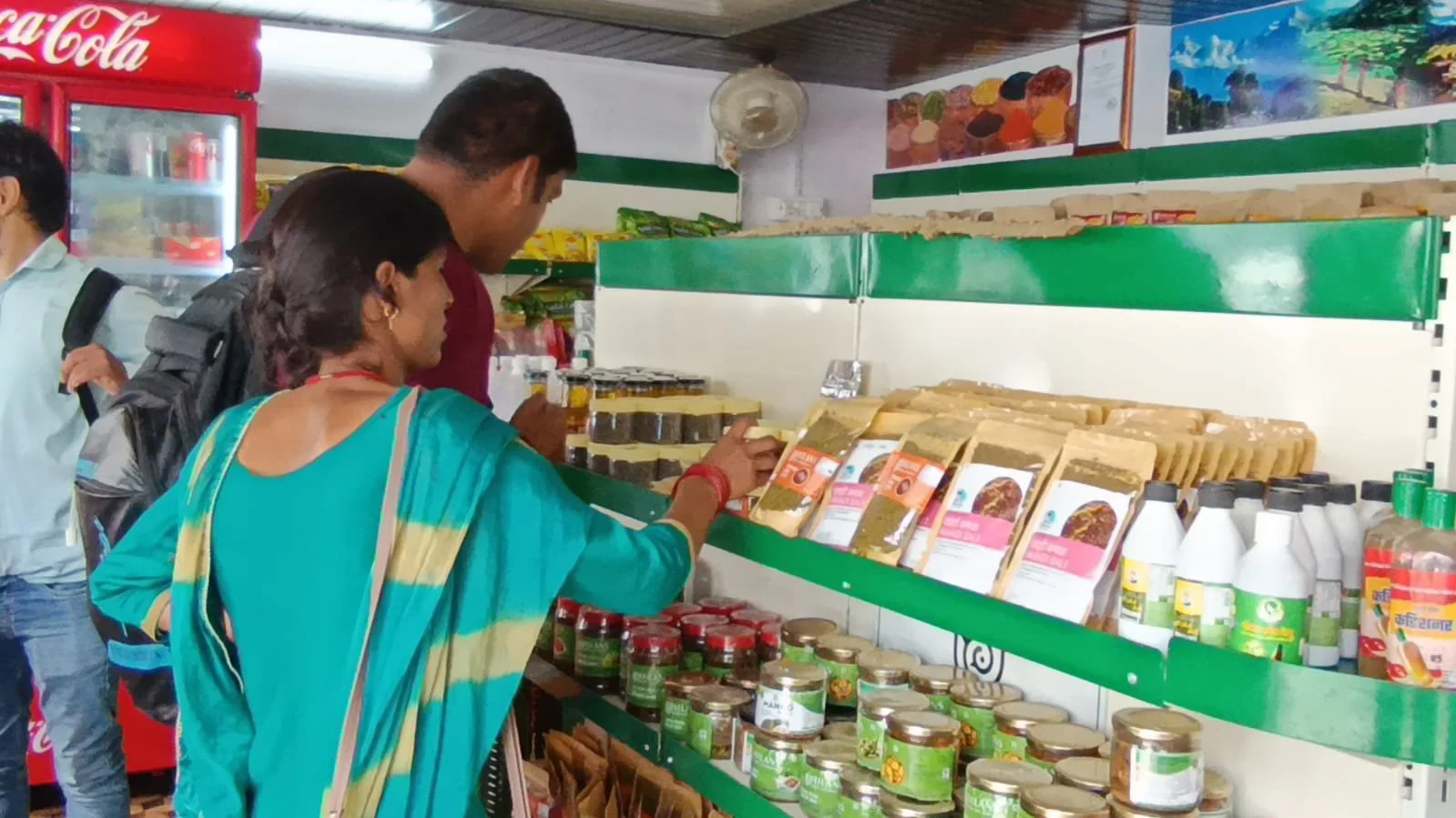 पेट्रोल पंपों पर बिकेगा उत्तराखण्ड का स्वाद, हिलान्स आउटलेट से ग्रामीण महिलाओं को मिलेगा बड़ा बाजार
