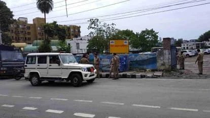 ​कोटद्वार : सनेह जंगल में पेड़ से लटके मिले शव