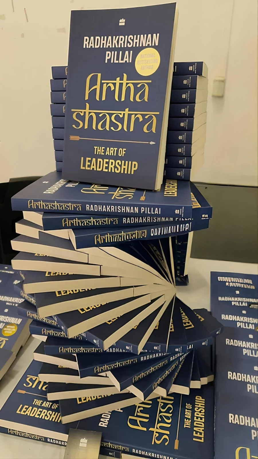 डॉ. राधाकृष्णन पिल्लई की अंतिम कृति ‘अर्थशास्त्र: द आर्ट ऑफ लीडरशिप’ का लोकार्पण
